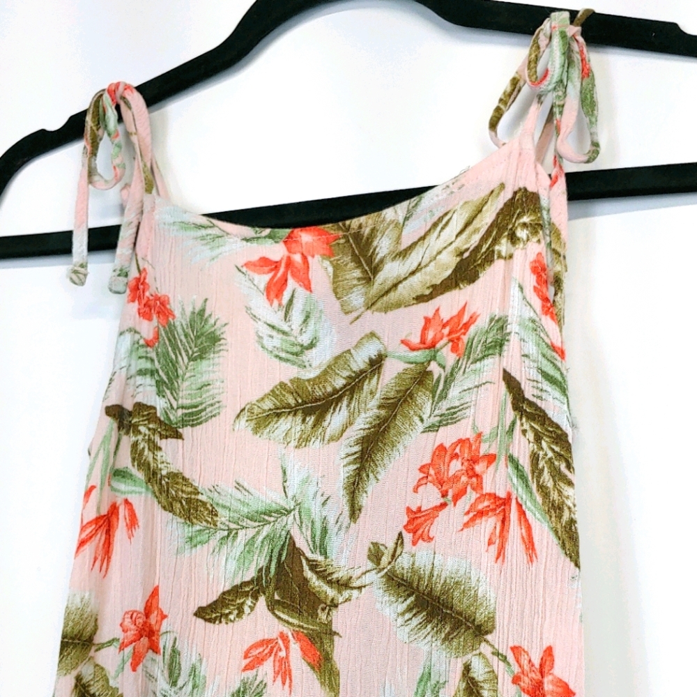 SEE NEW LISTING Forever 21 Sleeveless Floral Tank Top Size Small - Picture 3 of 5